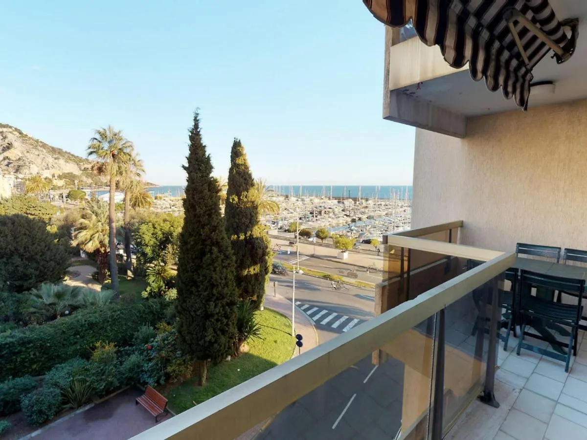 Grand 2P Avec Terrasse, Apercu Mer Et Garage Prive - Menton Garavan - Fr-1-196-268 0*,  France