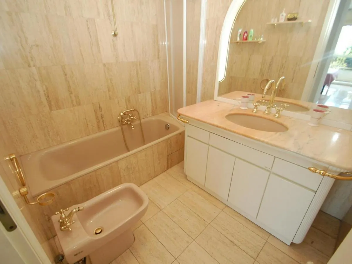 Appartement Menton, 2 pièces, 4 personnes - FR-1-196-268